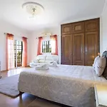 Villa Monte Palmeiras By Algarve Holidays