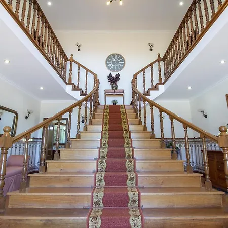 Villa Monte Palmeiras *