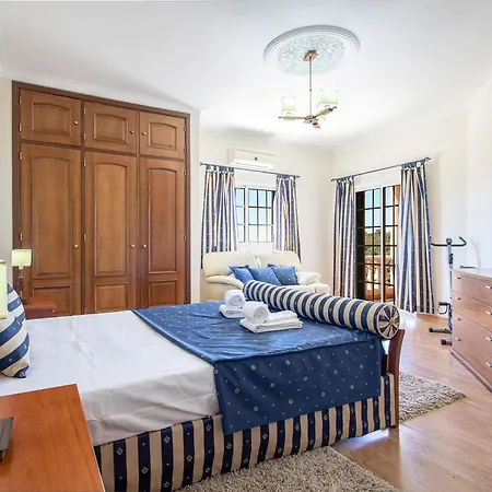Villa Monte Palmeiras By Algarve Holidays Loulé